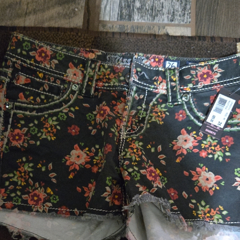 Miss Me Black Floral Denim Shorts